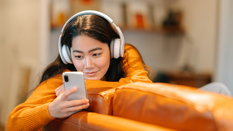 Alphabet Clubhouse Discord Twitter Spaces Social Audio Woman Headphones