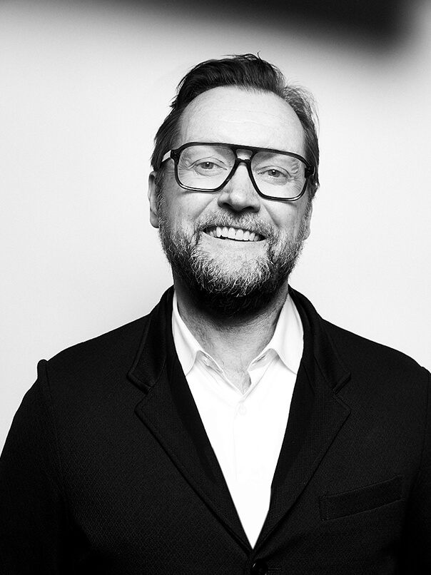Tony Lyons photo