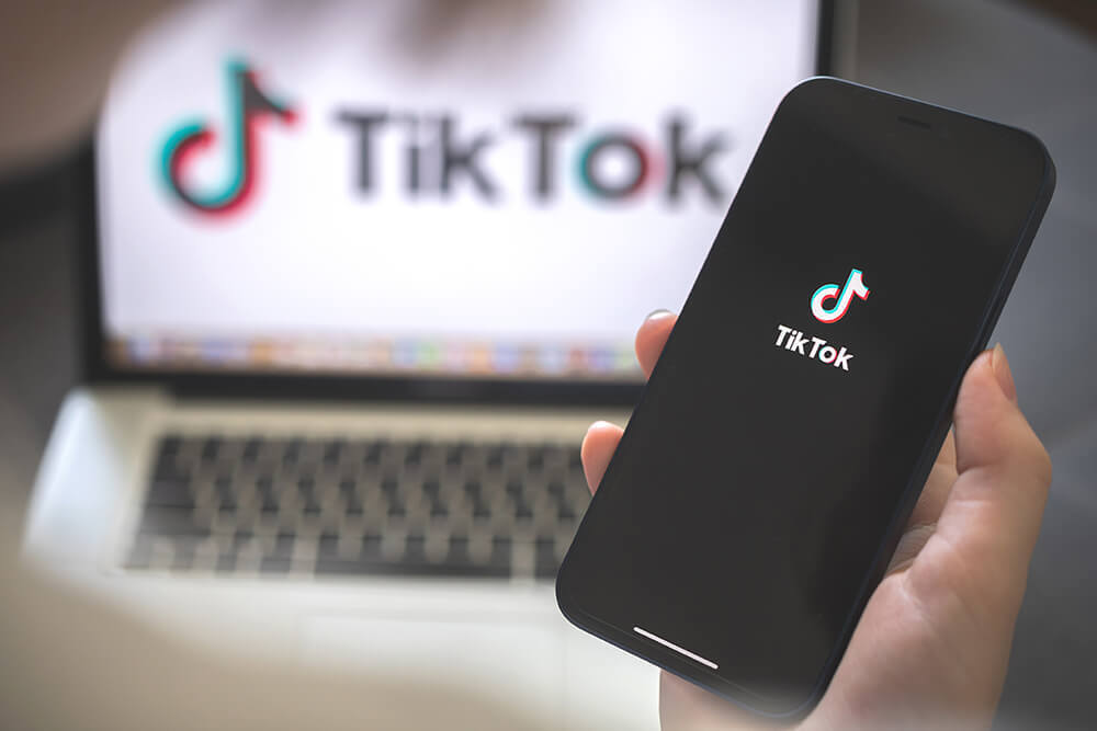 Tiktok web 1000px